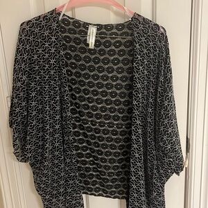 Black and white Kimono—1x